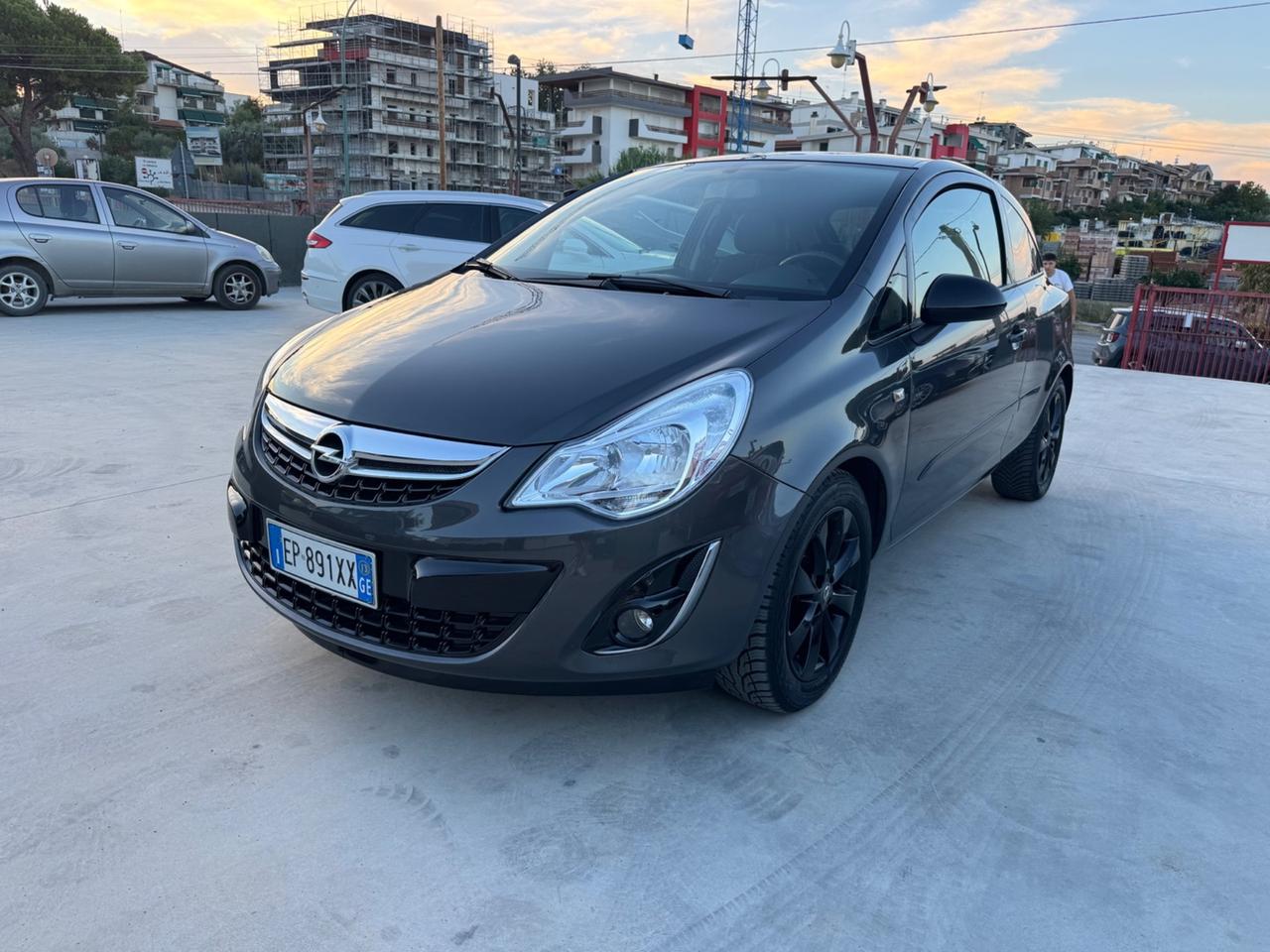 Opel Corsa 1.2 3 porte Elective