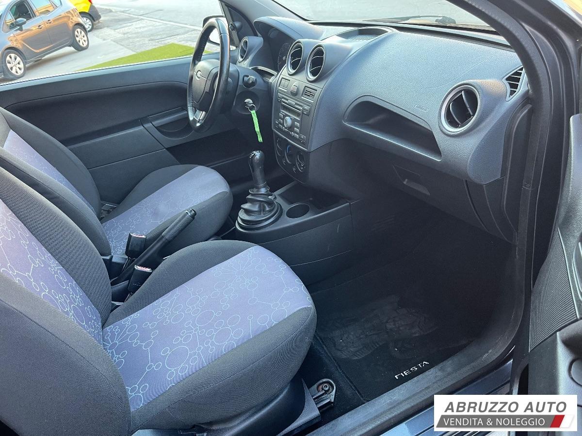 FORD Fiesta 1.2 16V 3p. Ghia