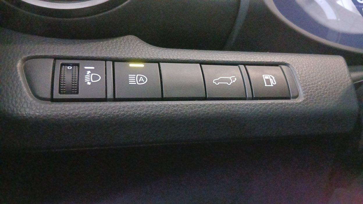 TOYOTA C-HR (2023-->) - C-HR 2.0 HV AWD GR Sport