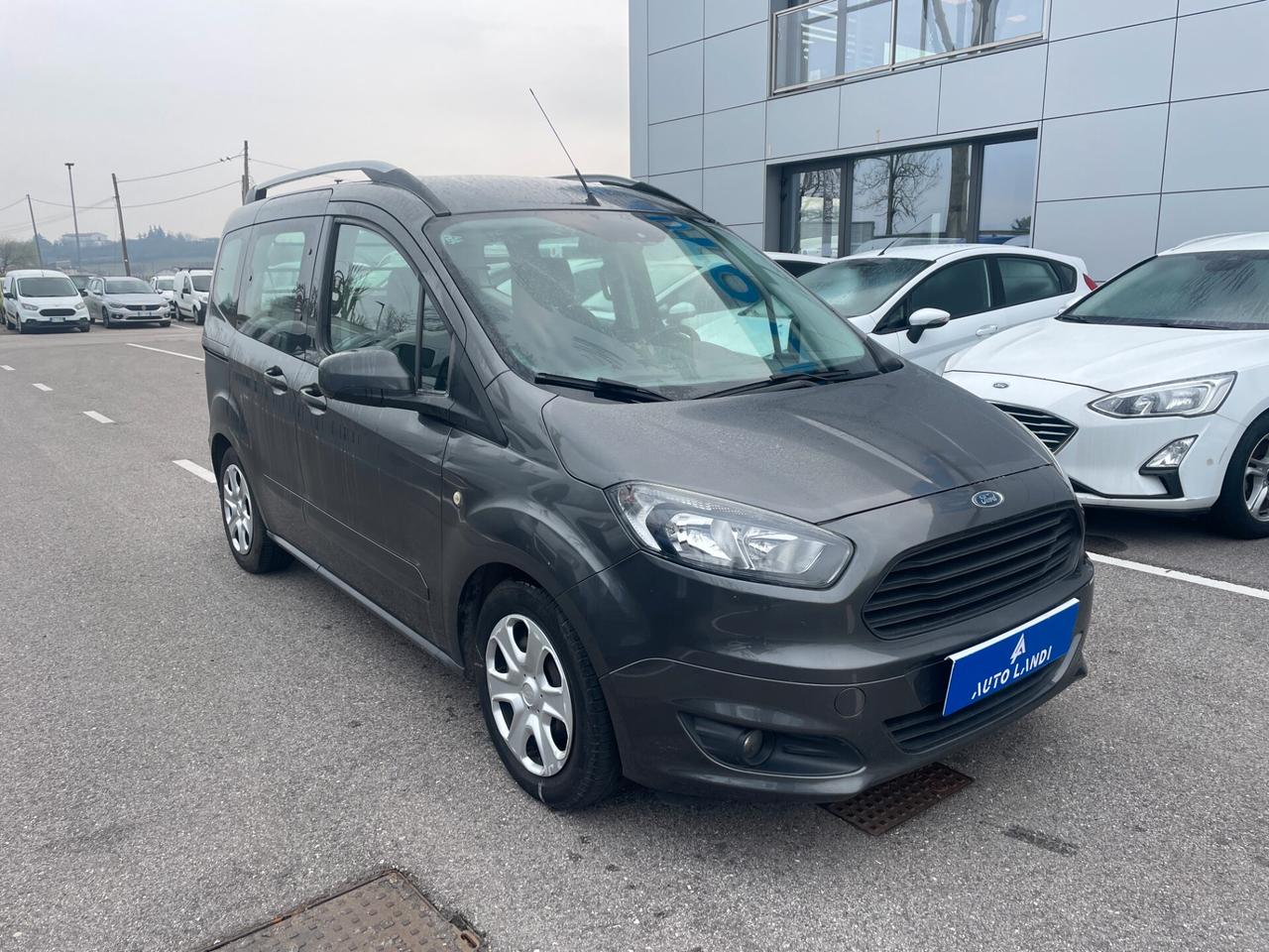 Ford Tourneo Courier 1.5 tdci 75cv 5 POSTI