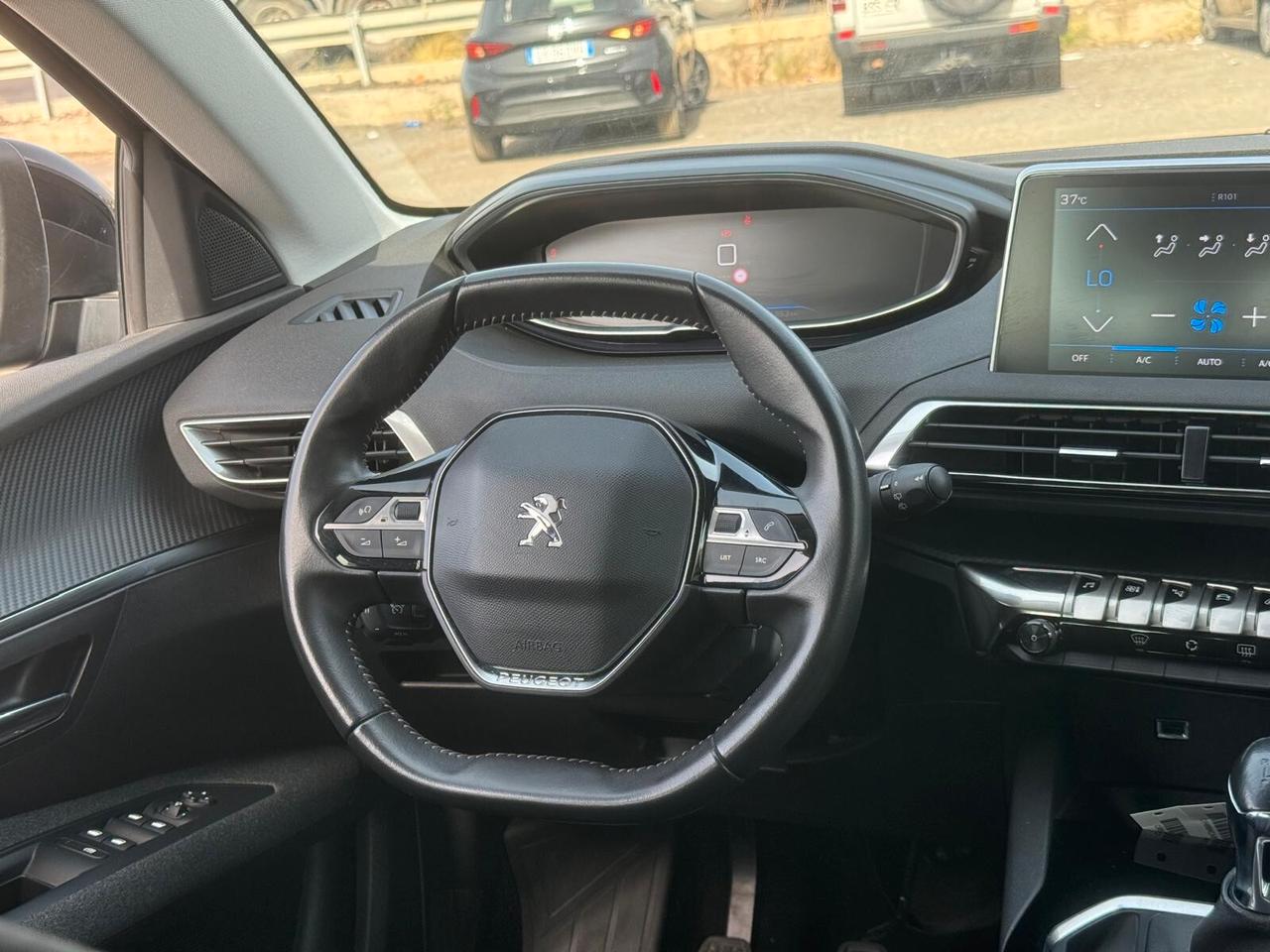 Peugeot 5008 BlueHDi 130 Allure 7 POSTI - 2022
