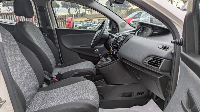 LANCIA Ypsilon HYBRID 1.0cc 70cv