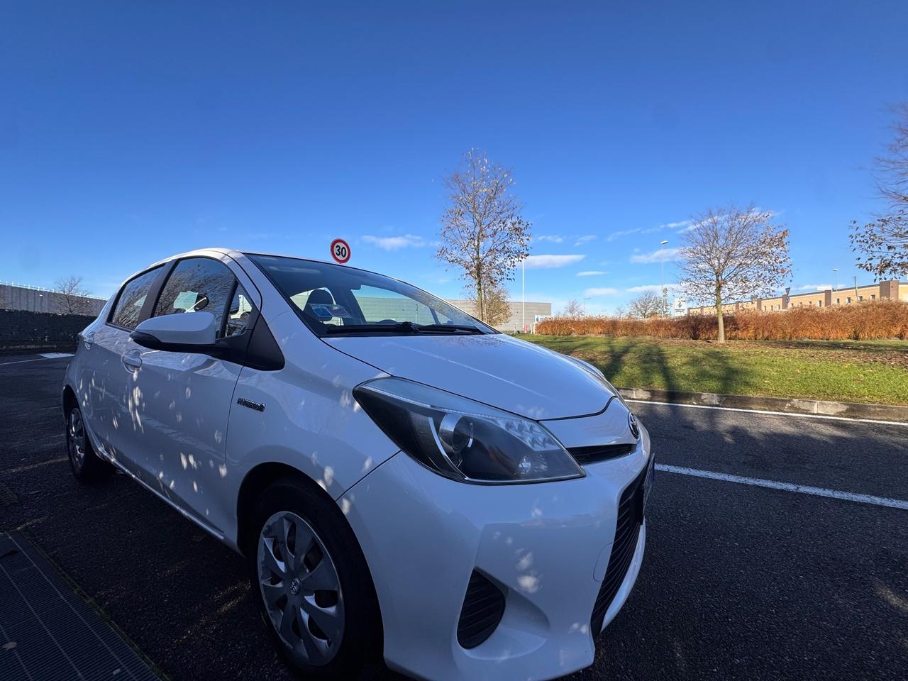 Toyota Yaris 1.5 Hybrid 5 porte Active