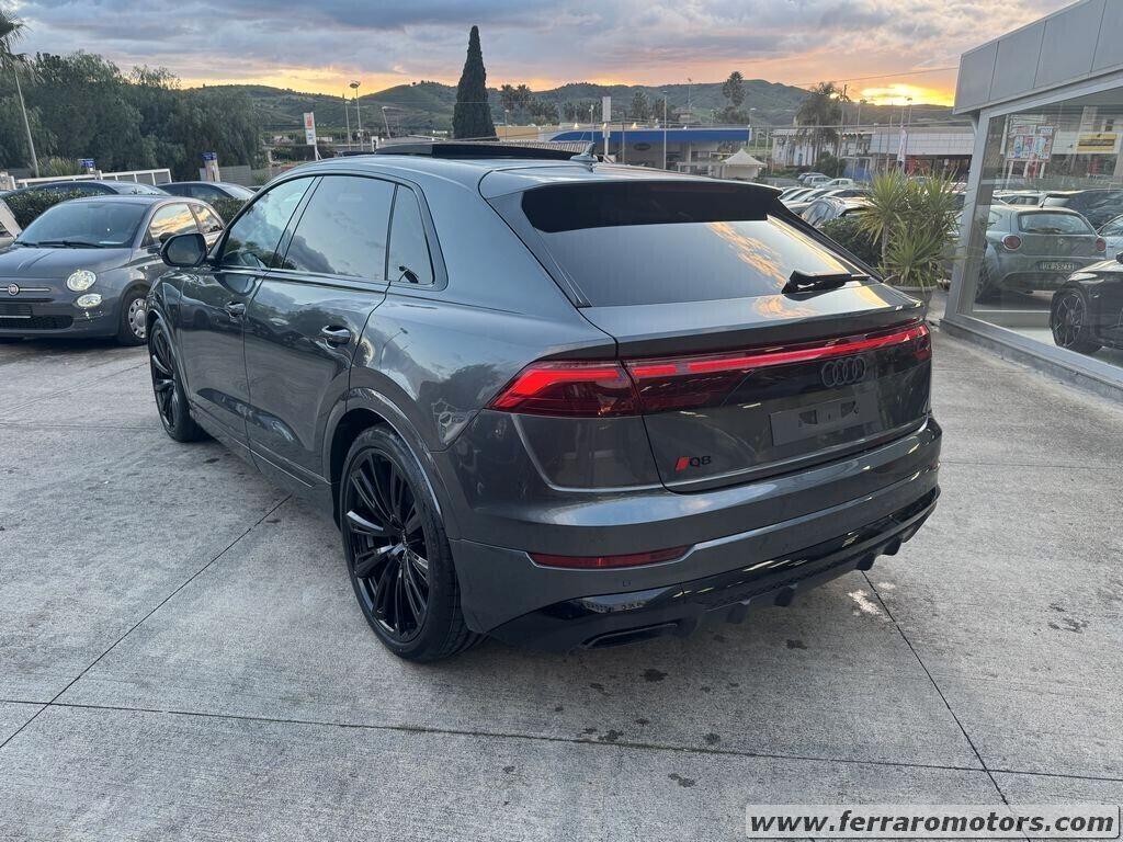 Audi Q8 50 TDI 286 CV quattro S line KM0 MY 2026