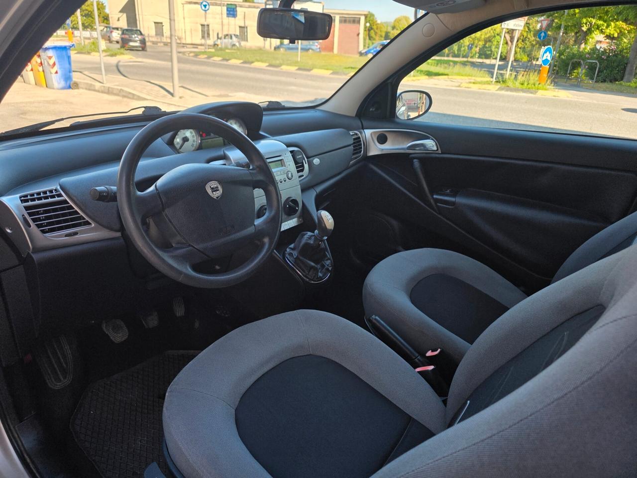 Lancia Ypsilon 1.2 Metano