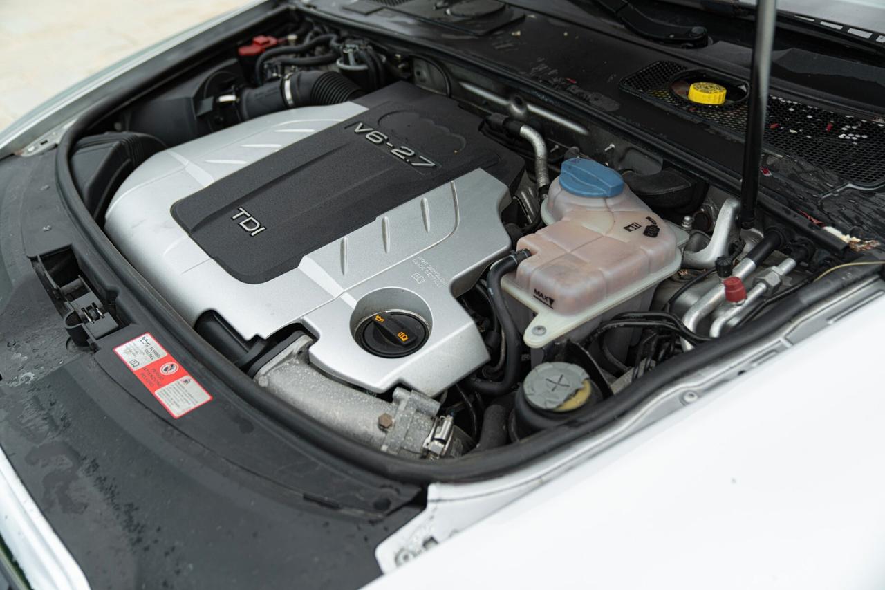 Audi A6 V6 2.7 - AUD00025
