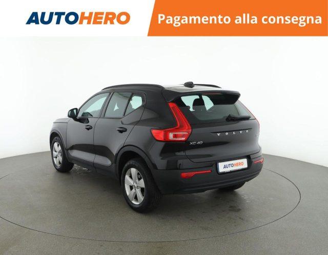 VOLVO XC40 T2 Geartronic Momentum Core