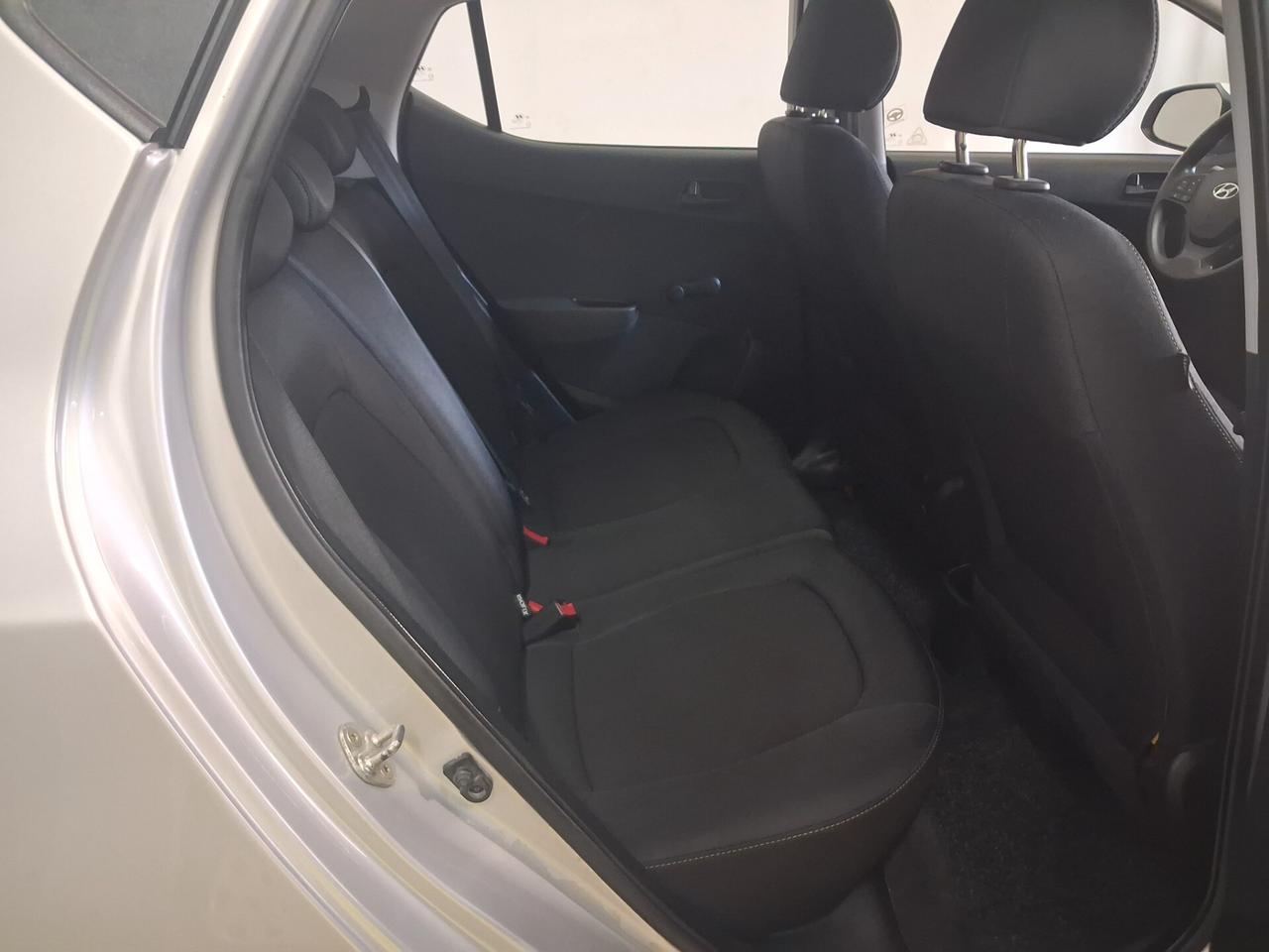 Hyundai i10 1.0 benzina unico prop 2019
