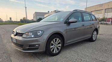 Volkswagen Golf Variant 1.6 TDI 110 CV DSG Highline