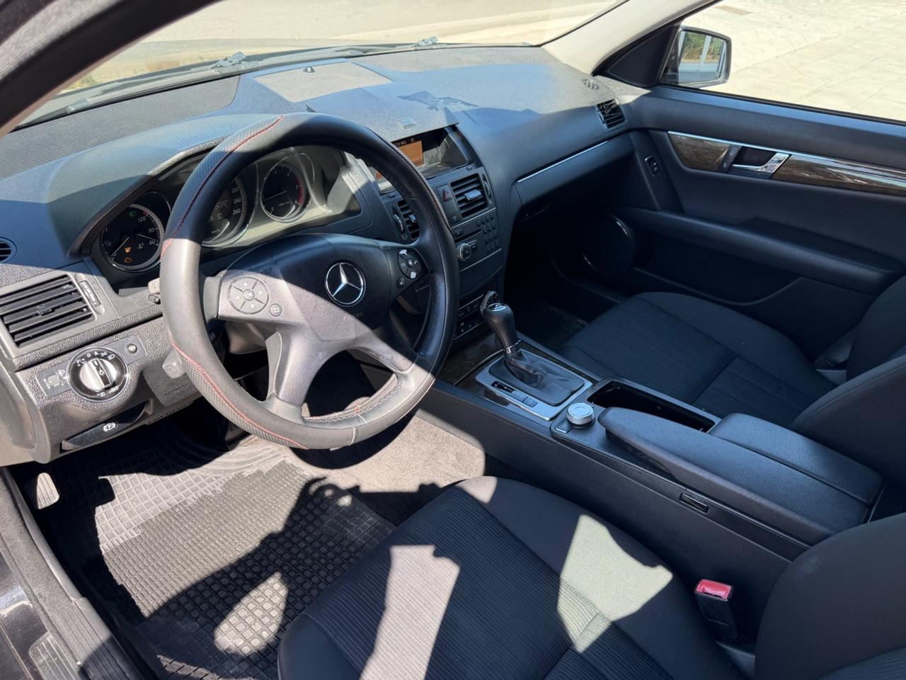 Mercedes-benz C 220 200 CDI BlueEFFICIENCY Elegance