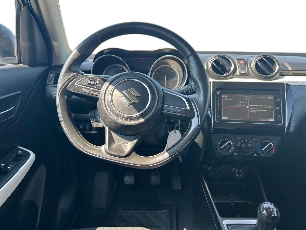 SUZUKI Swift VI 2017 - Swift 1.2h Cool 2wd