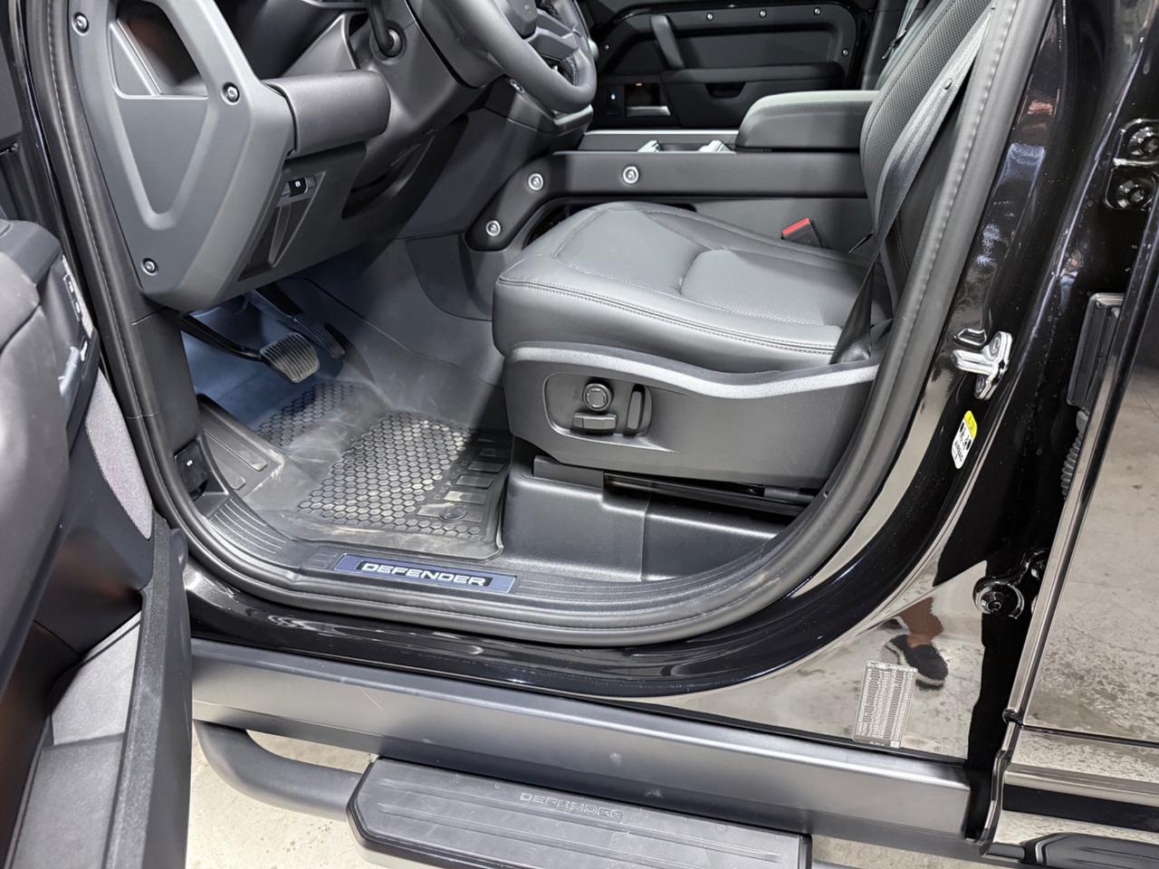 Land Rover Defender 110 3.0D 250 CV - ITALIANA - IVA DEDUCIBILE