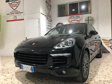 PORSCHE CAYENNE 11/2018 km90000 service Porsche