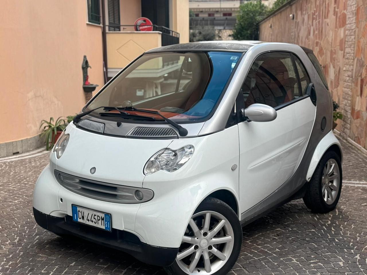 Smart ForTwo 700 coupé pure