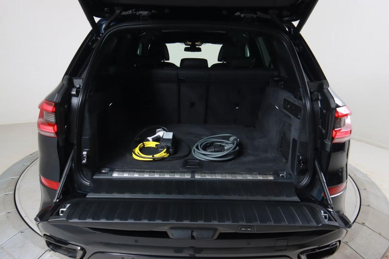 Bmw X5 xDrive45e Plug-in Hybrid