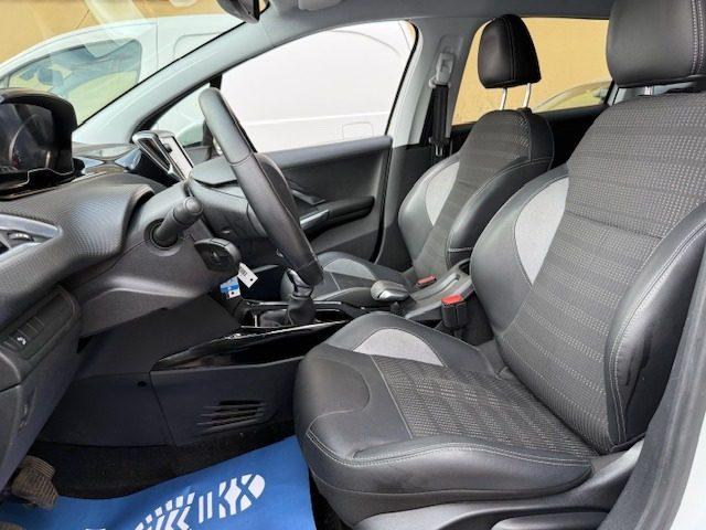 PEUGEOT 2008 1° serie BlueHDi 100 Allure