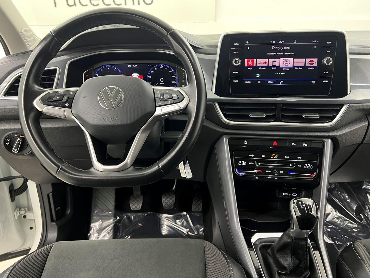 VOLKSWAGEN T-Roc 2022 T-Roc 1.0 tsi Style 110cv