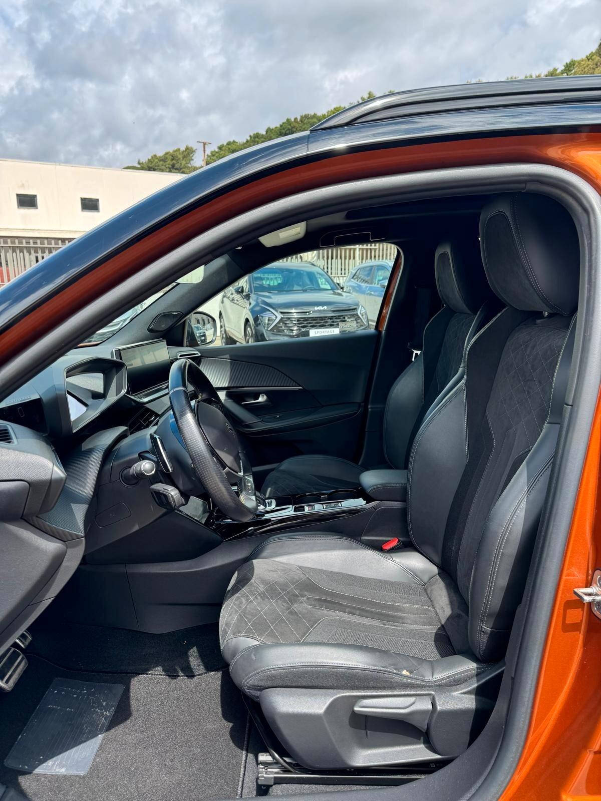 Peugeot 2008 PureTech 155 S&S EAT8 GT