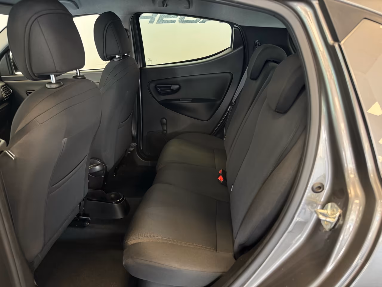 Lancia Ypsilon 1.2 69 CV 5 porte S&S Gold 30.000 KM UNIPROP.