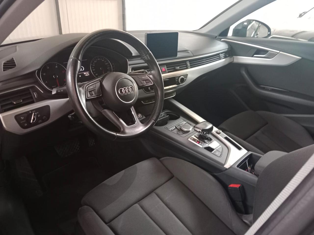 Audi A4 2.0 TDI 150 CV ultra S tronic Business