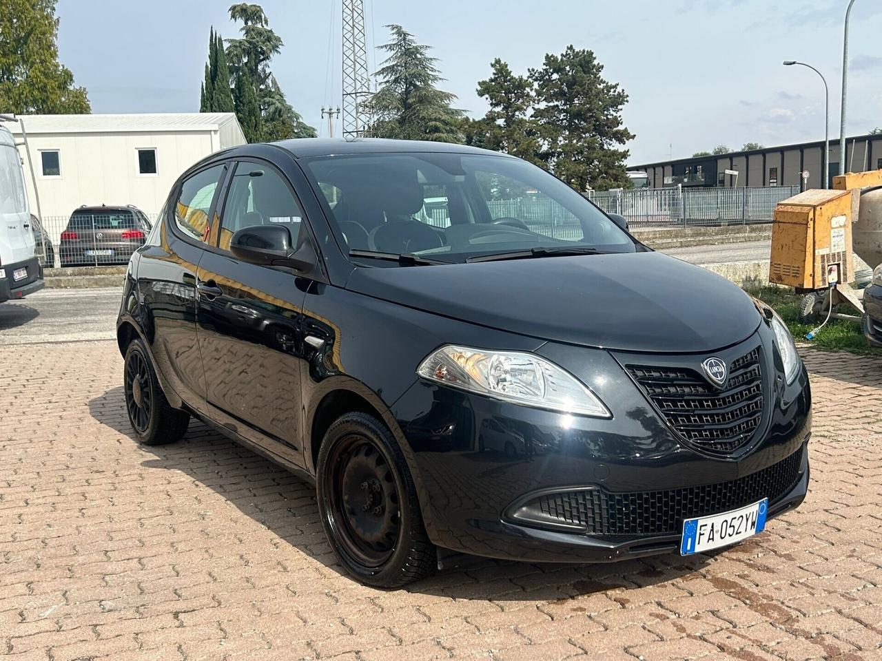 Lancia Ypsilon 1.3 MJT 16V 95 CV 5 porte S&S Elle