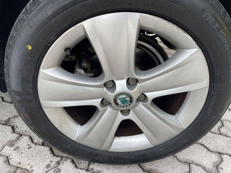 Skoda Yeti Yeti 1.2 tsi Elegance (experience) GOMME NUOVE !!