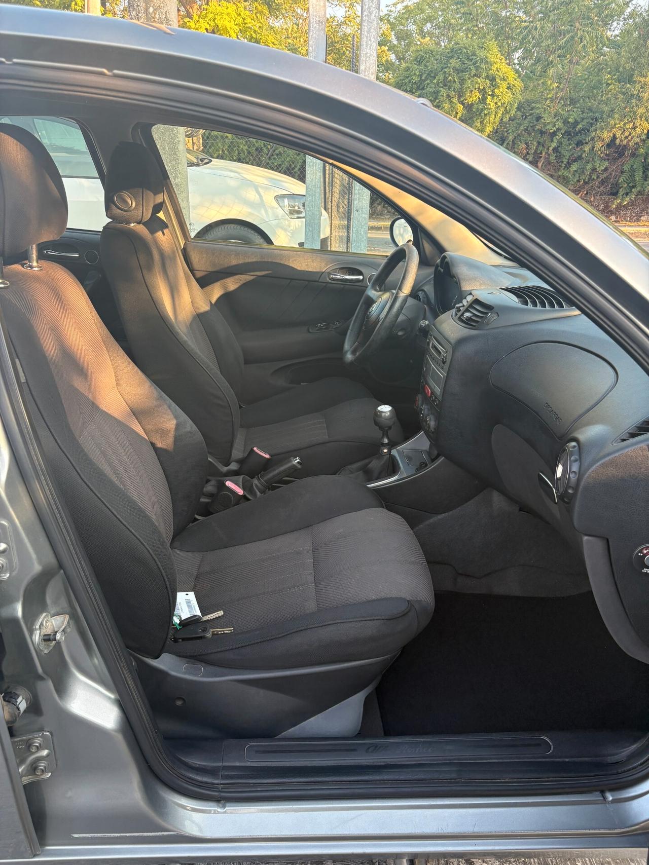 Alfa Romeo 147 1.9 JTD M-JET 16V 5 porte Dist.