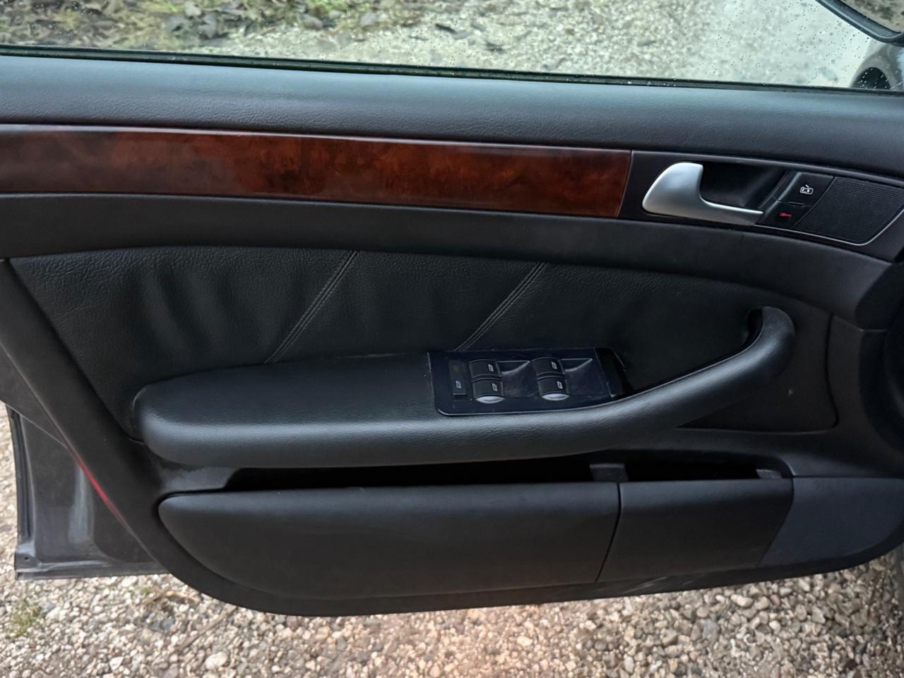 Audi A4 2.5 V6 TDI/180 CV cat Avant quattro