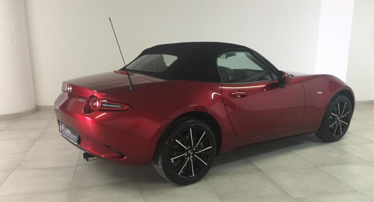 Mazda MX-5 2.0L Skyactiv-G Exclusive-Line