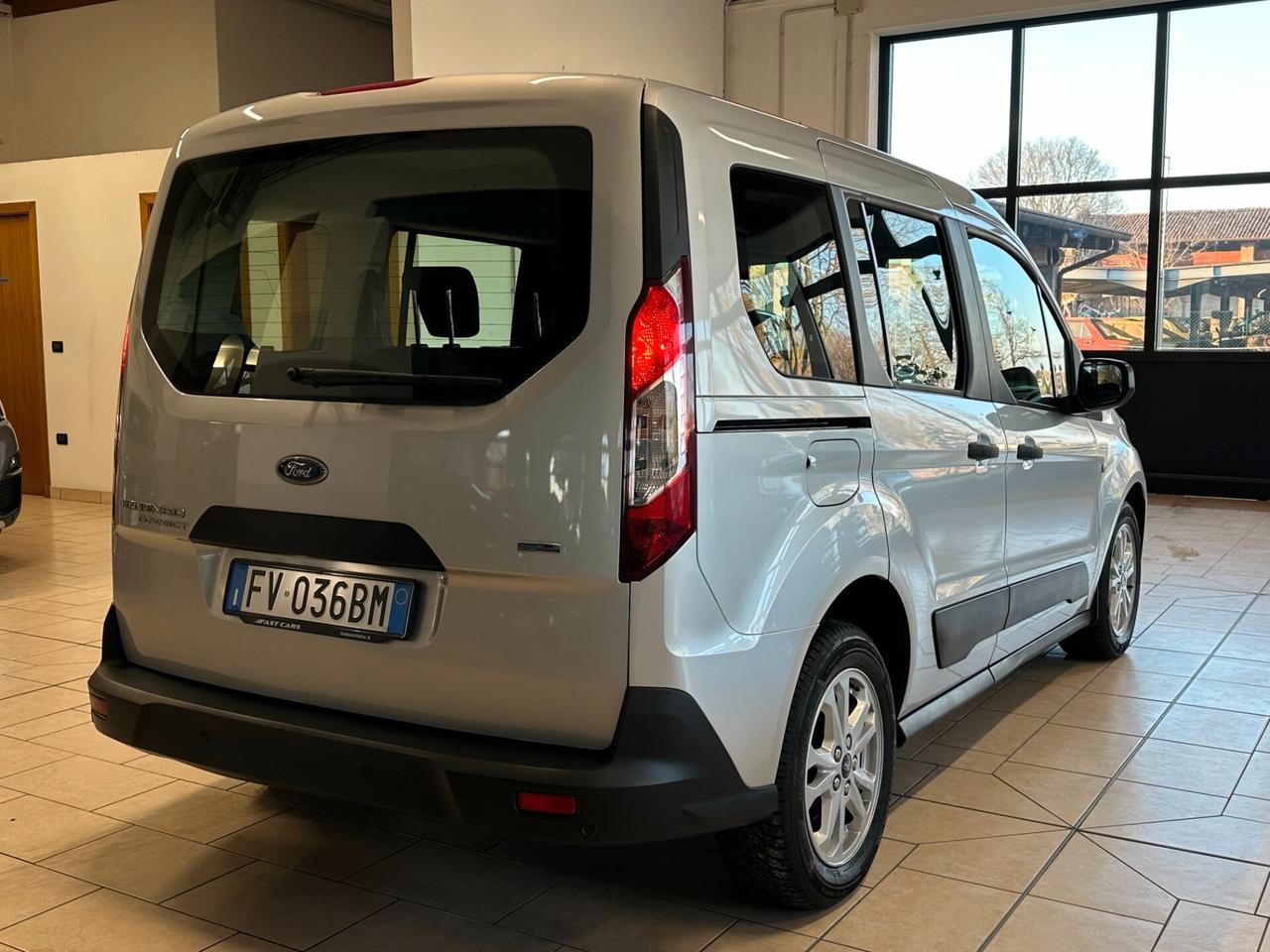 Ford Tourneo Connect 1.5 EcoBlue TDCI Trend *SENSORI POST*BLUETOOTH*