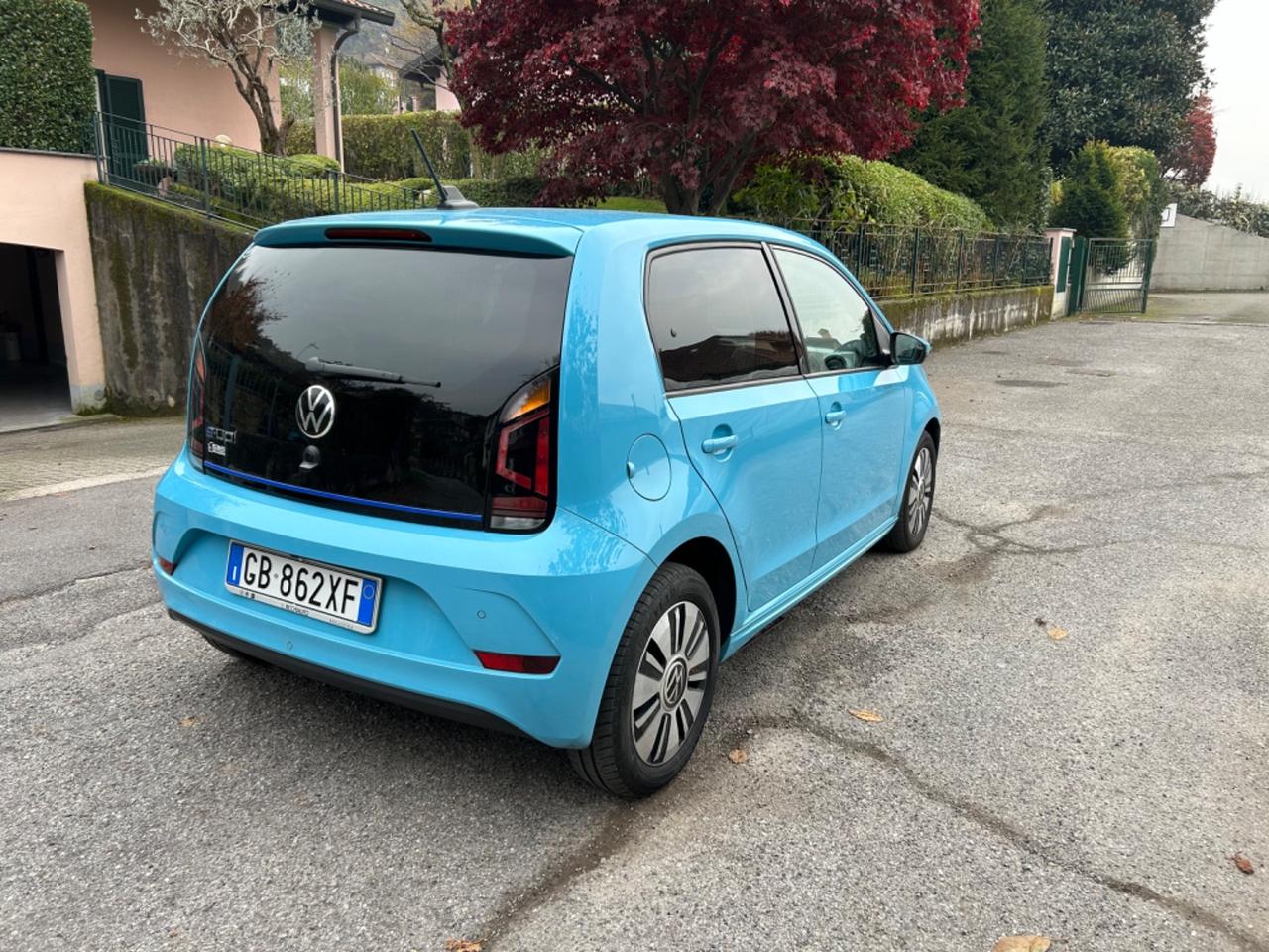 Volkswagen up! E-UP