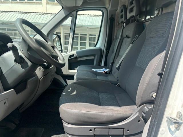 Peugeot Boxer 330 2.2 HDi/120CV PC-TN Furgone
