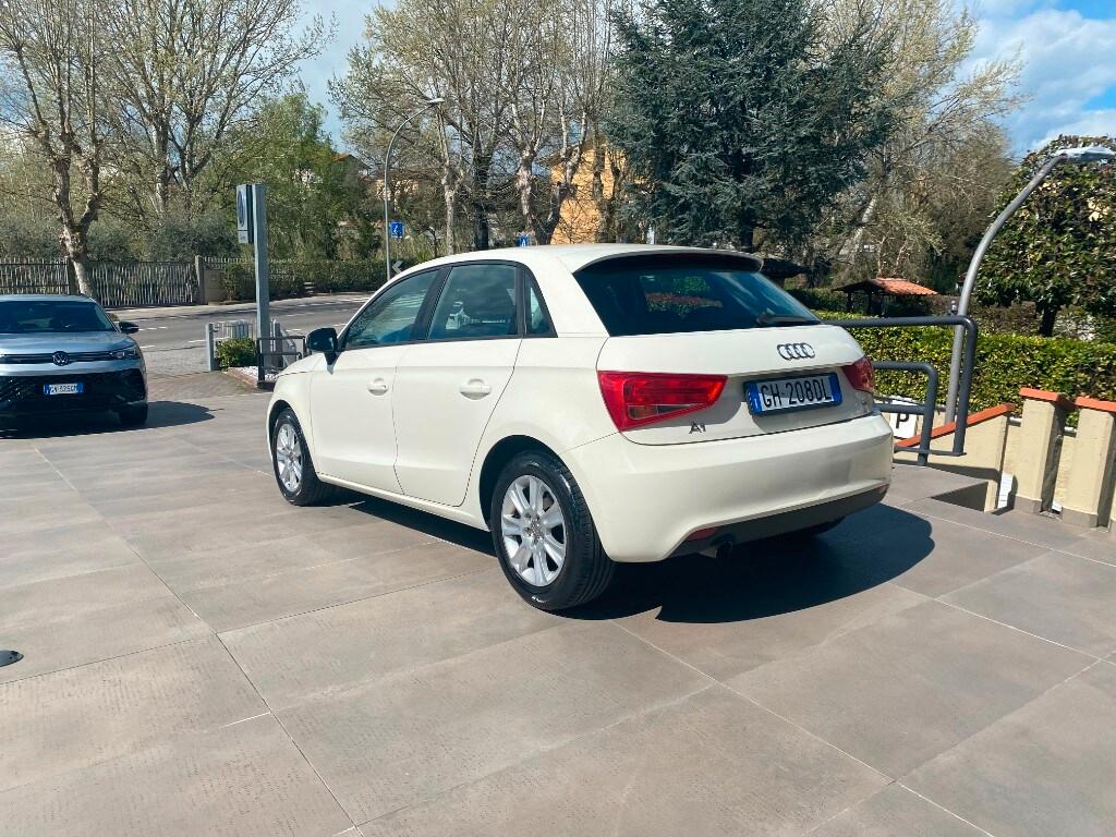AUDI A1/S1 A1 SPB 1.6 TDI Attraction