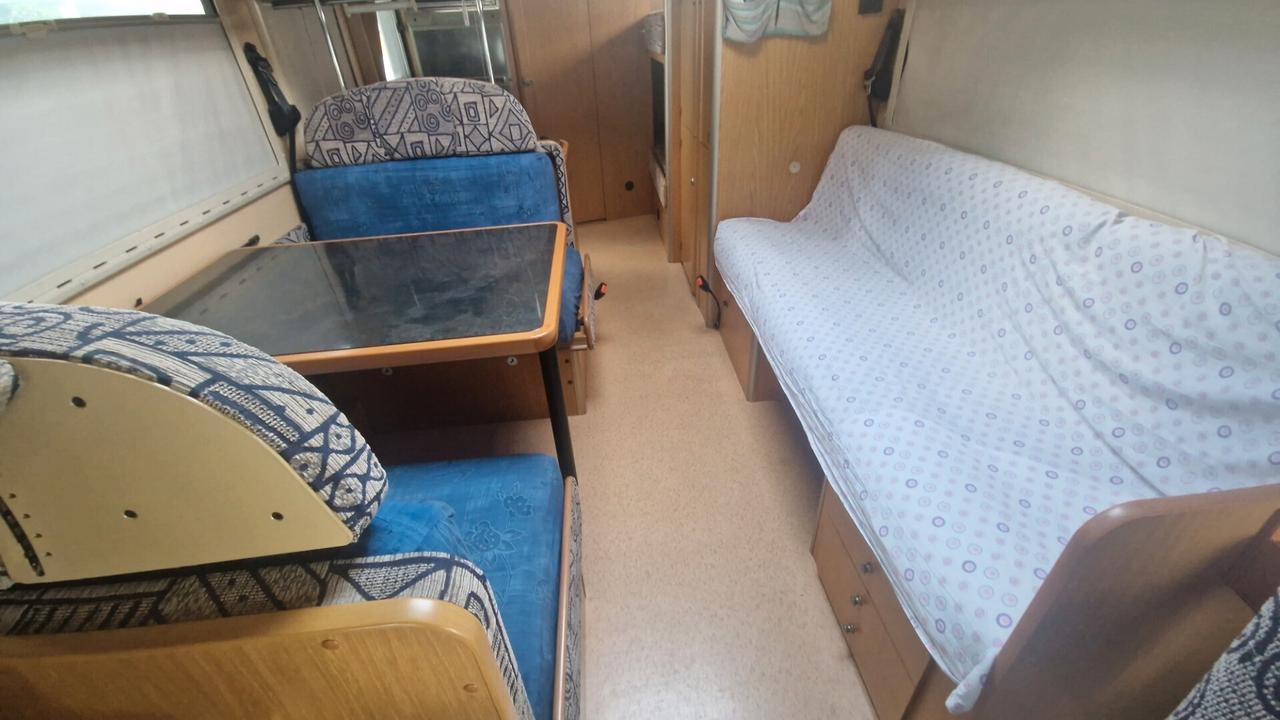 Iveco Daily Camper Laika 2.8 diesel manuale 6 rapporti