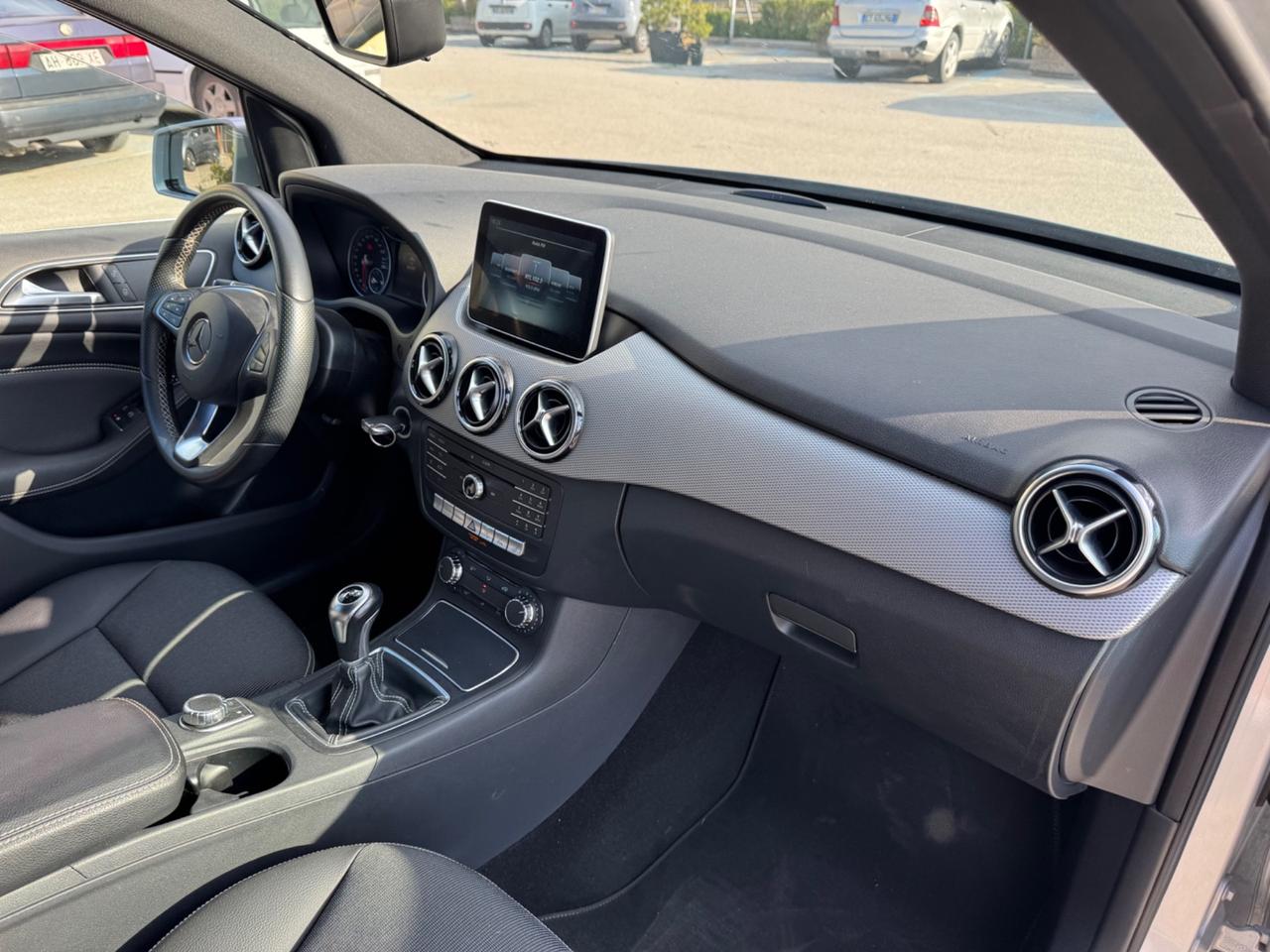 Mercedes-benz B 200 d Sport