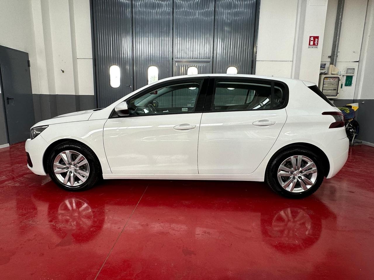 Peugeot 308 BlueHDi 130 S&S Allure