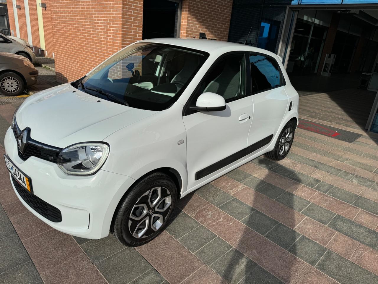 Renault Twingo SCe 65 CV Intens Neopatentati