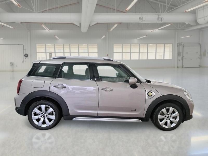 MINI COOPER SE COUNTRYMAN ALL4 BUSINESS AUTOM. 5 PORTE BERLINA