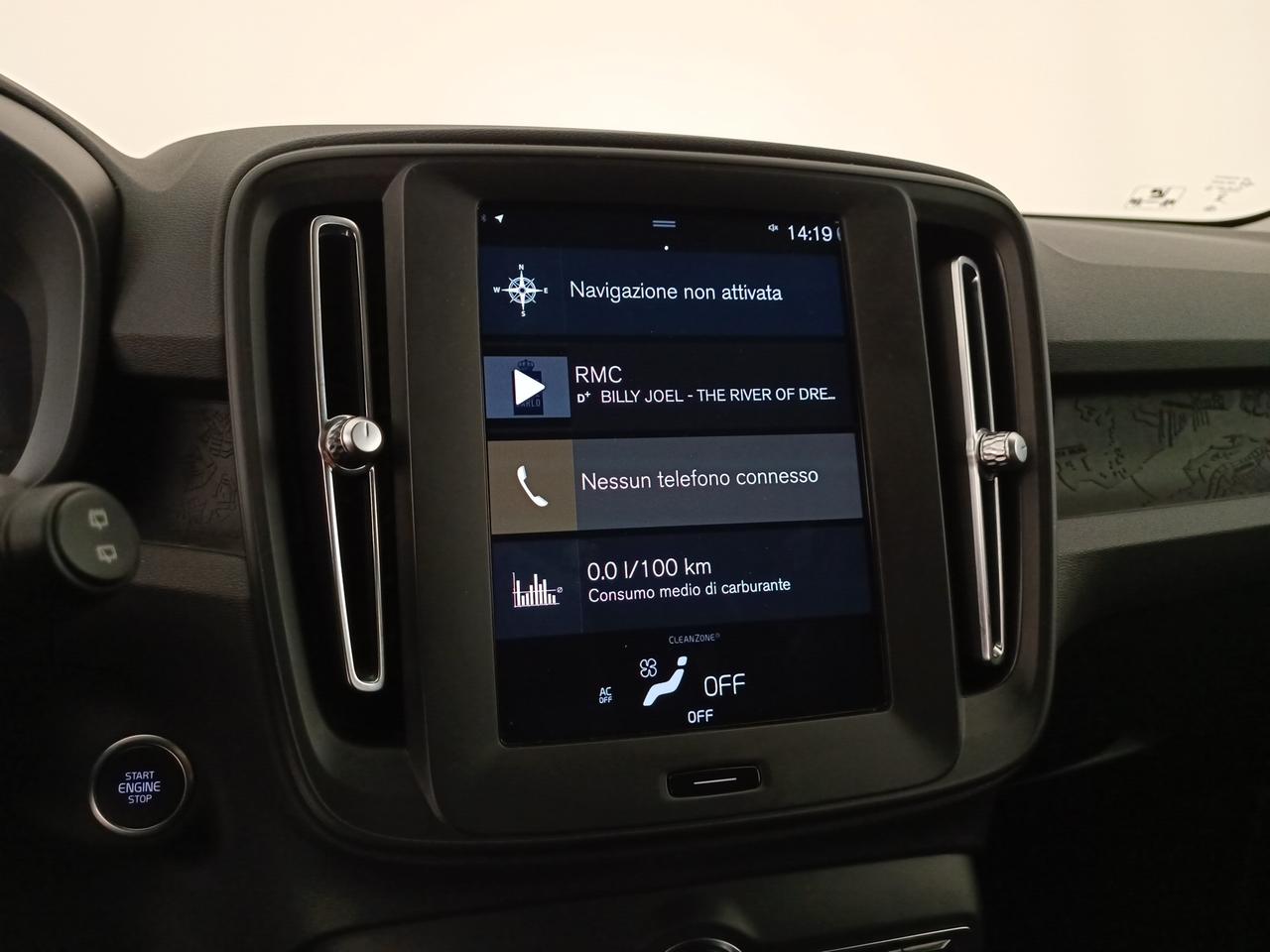 VOLVO XC40 N1 T2 Essential auto