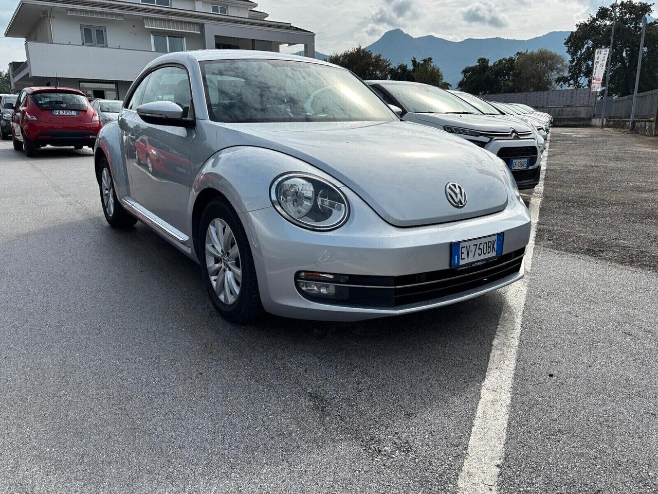 Volkswagen Maggiolino 1.6 TDI AUTOMATICO - 2014