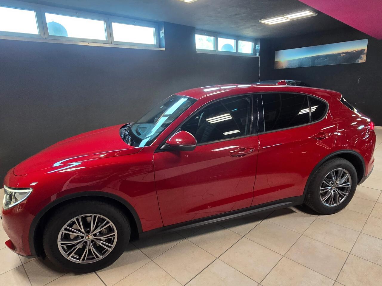 Alfa Romeo Stelvio 2.2 Turbodiesel 160 CV AT8 RWD Business