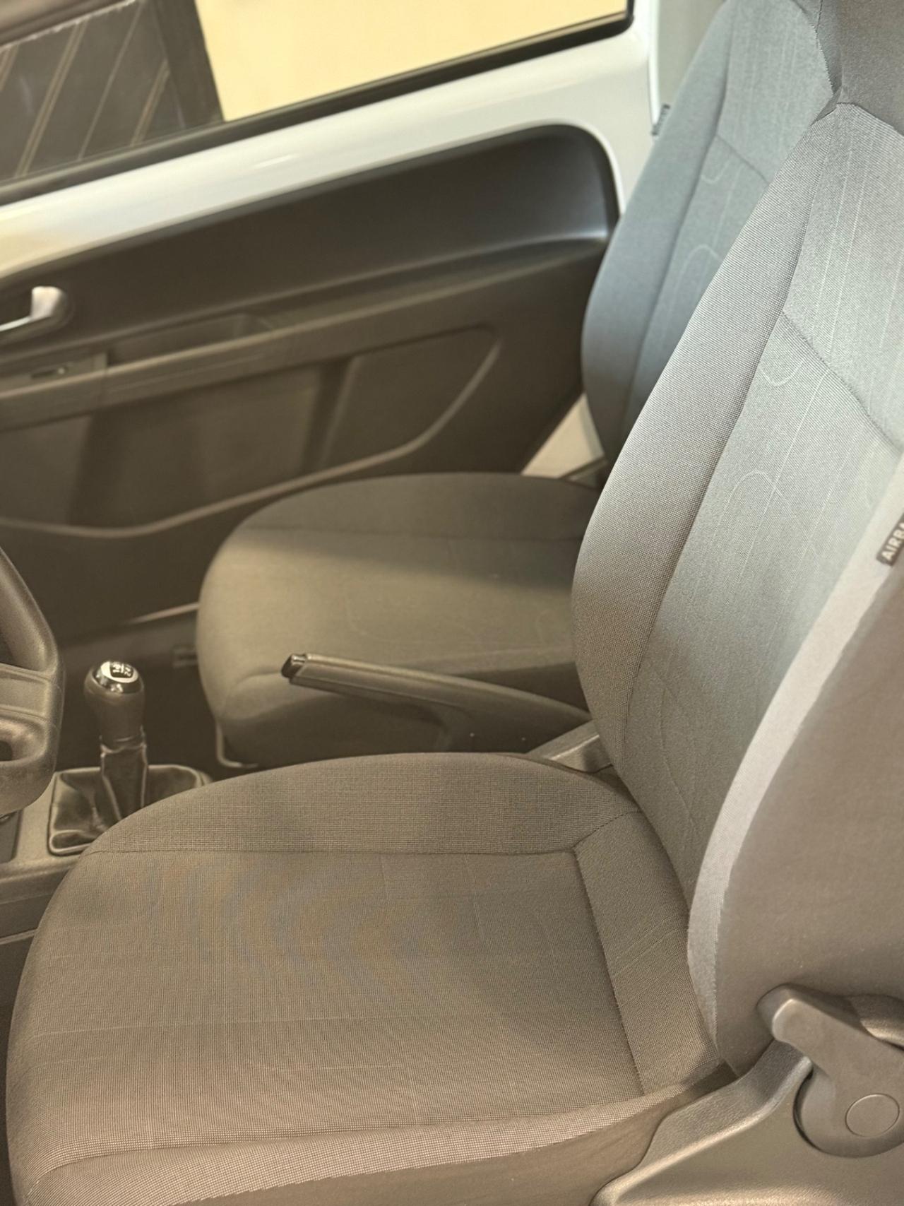 Volkswagen up! 1.0 3p. take