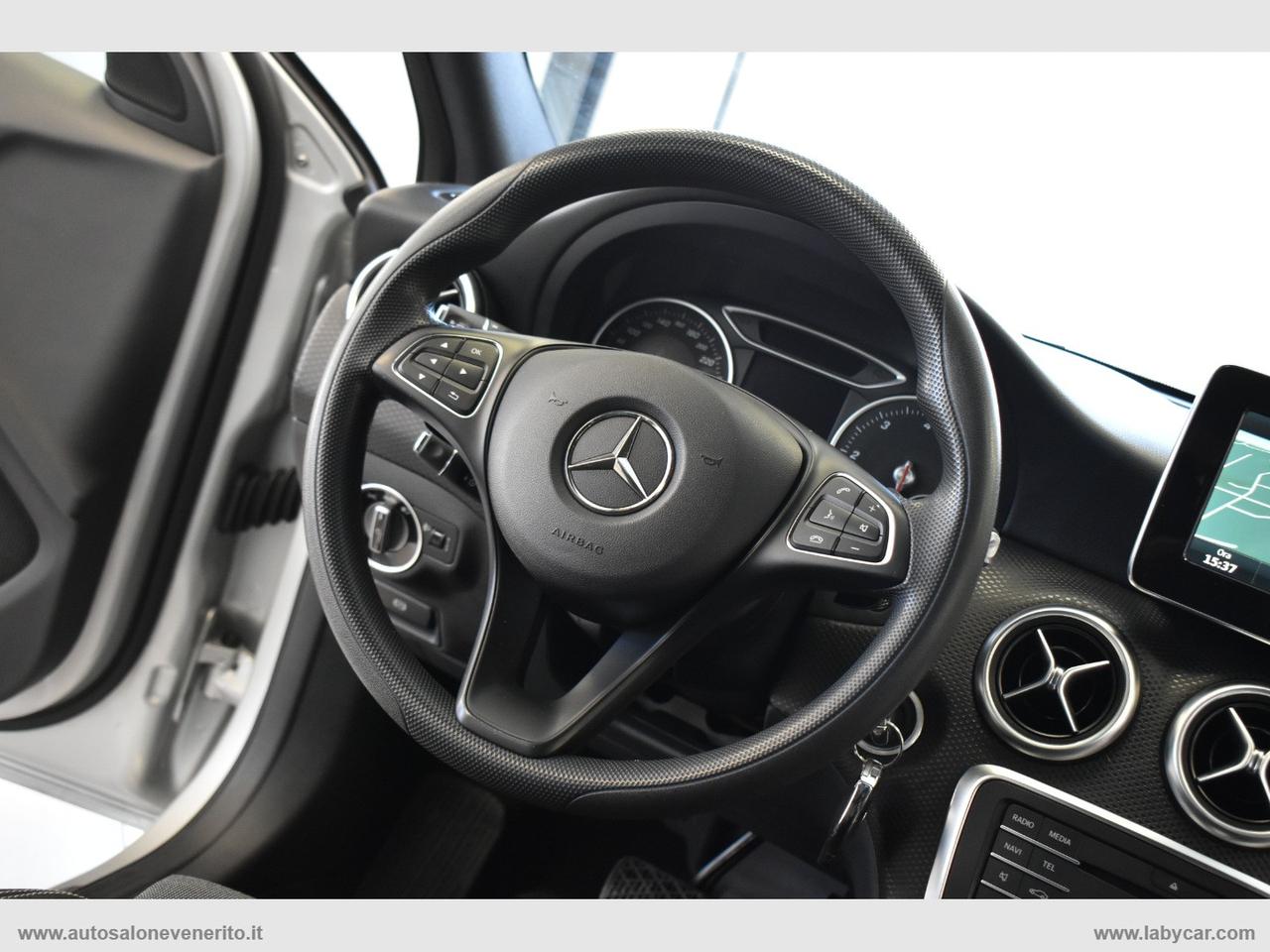 MERCEDES-BENZ A 180 d Automatic Executive