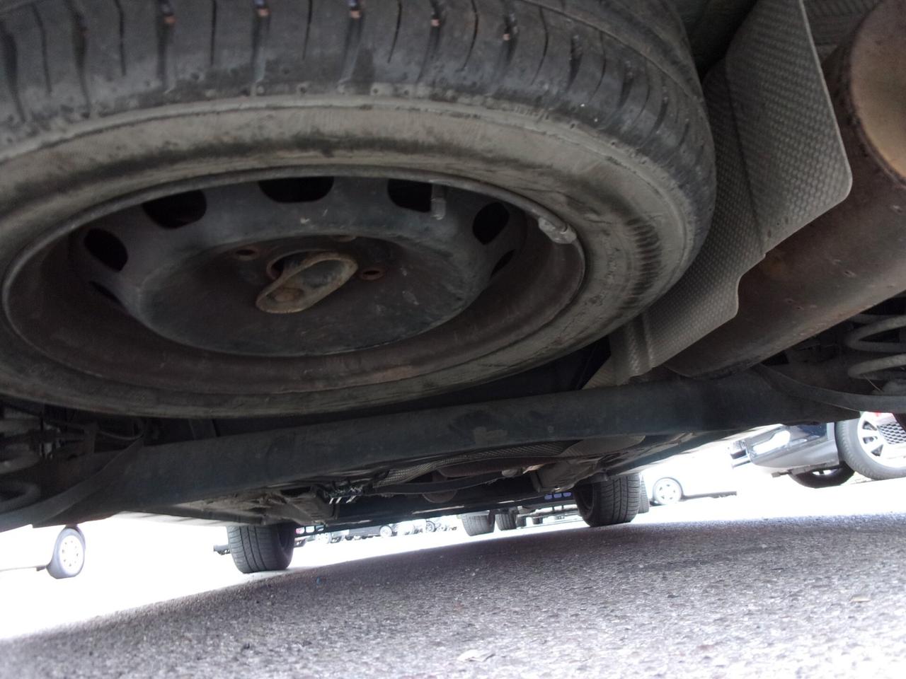 Ford Tourneo Courier 1.0 EcoBoost 100 CV Titanium