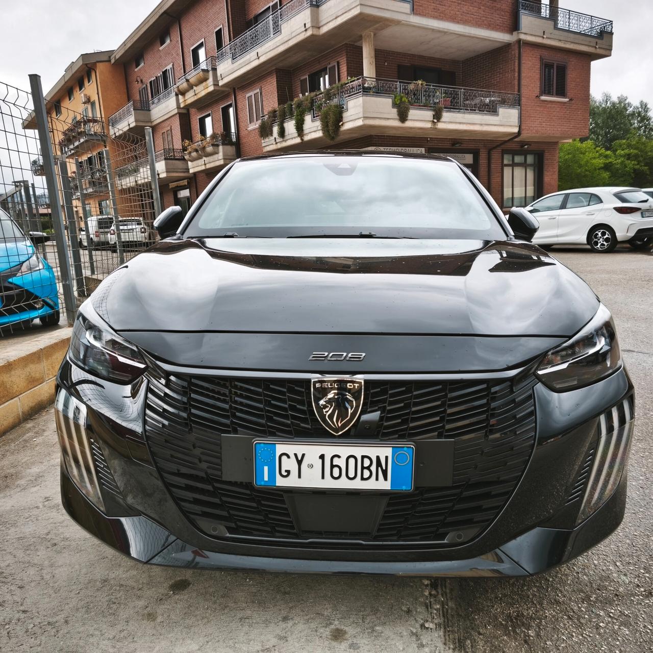 Peugeot 208 Hybrid 136 e-DCS6 GT