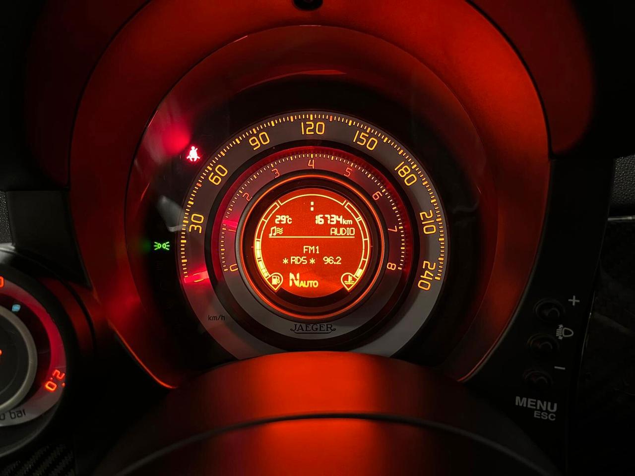 Abarth 500 695 Tributo Ferrari