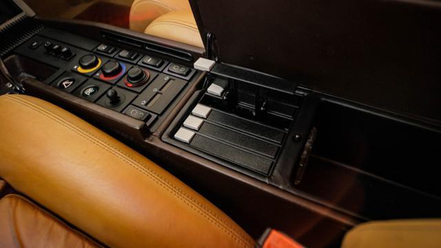 FERRARI Testarossa Testarossa