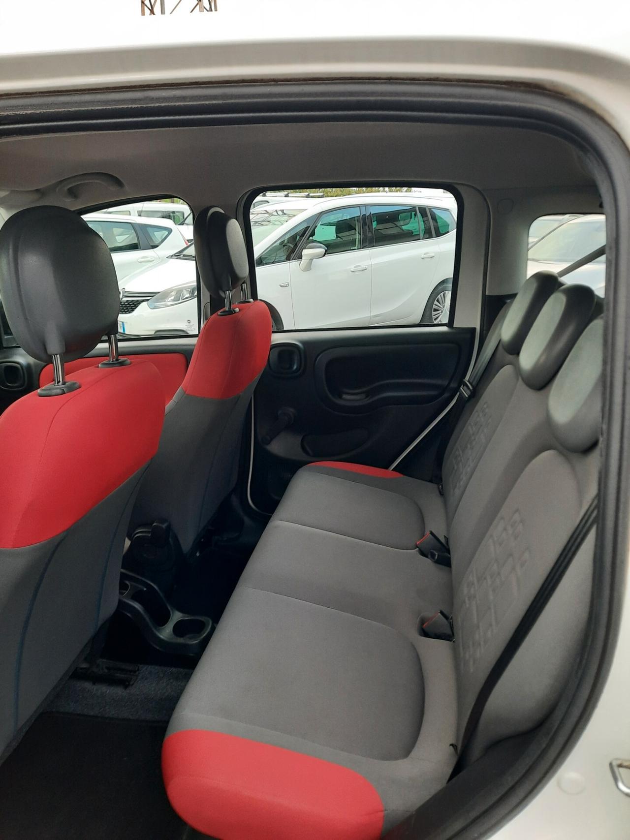 Fiat Panda 0.9 TwinAir Turbo Natural Power Lounge