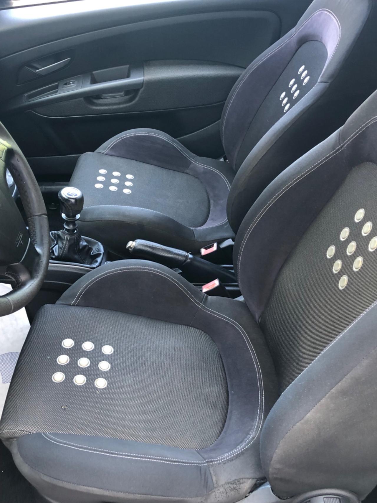Fiat Grande Punto Grande Punto 1.4 Starjet 16V 3 porte Dynamic