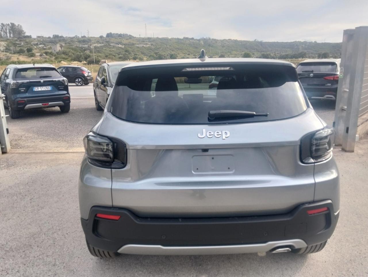Jeep Avenger 1.2 HYBRID - SUMMIT BICOLORE - KM0 -